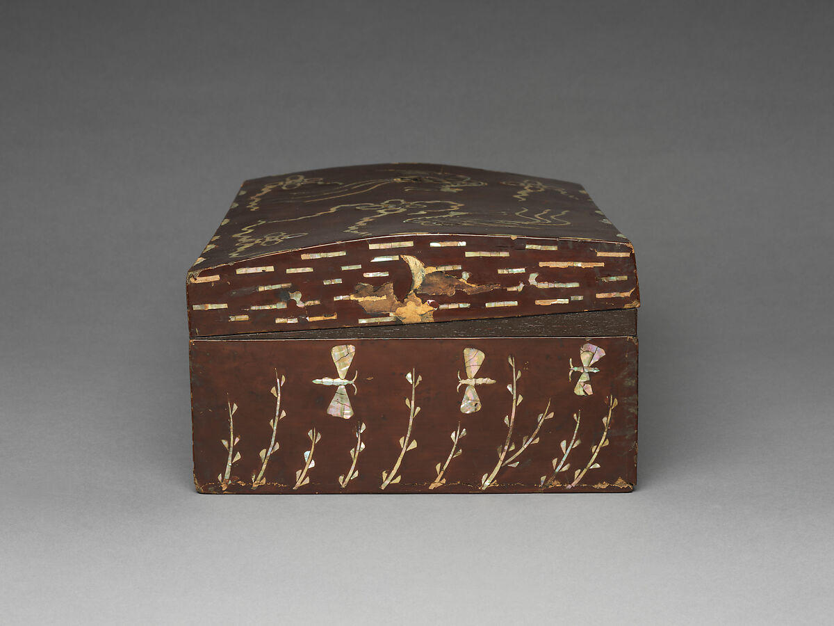 Box decorated with phoenixes, floral scrolls, and insects, Lacquer inlaid with mother-of-pearl, Korea
