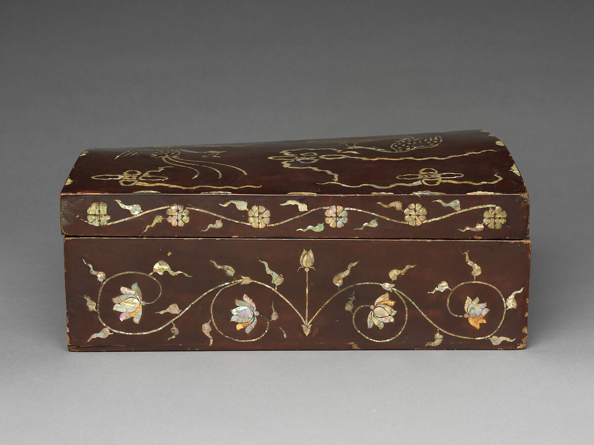 Box decorated with phoenixes, floral scrolls, and insects, Lacquer inlaid with mother-of-pearl, Korea
