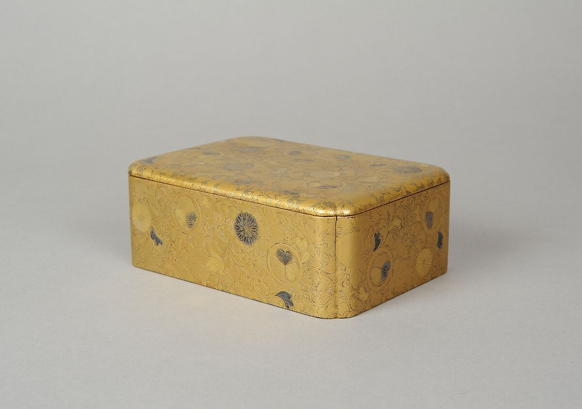 Portable Picnic Set (sagejū) with Chrysanthemums, Foliage Scroll, and Tokugawa Family Crests, Lacquered wood with gold, silver hiramaki-e, gold and silver foil application on nashiji lacquer ground, Japan