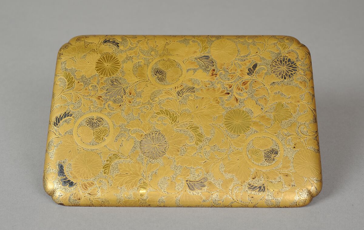 Portable Picnic Set (sagejū) with Chrysanthemums, Foliage Scroll, and Tokugawa Family Crests, Lacquered wood with gold, silver hiramaki-e, gold and silver foil application on nashiji lacquer ground, Japan