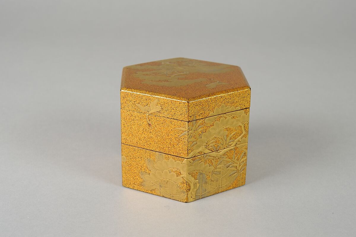 Two-Tiered Incense Box, Takamakie, hiramakie, nashiji, red lacquer, red powder for crane's head, Japan
