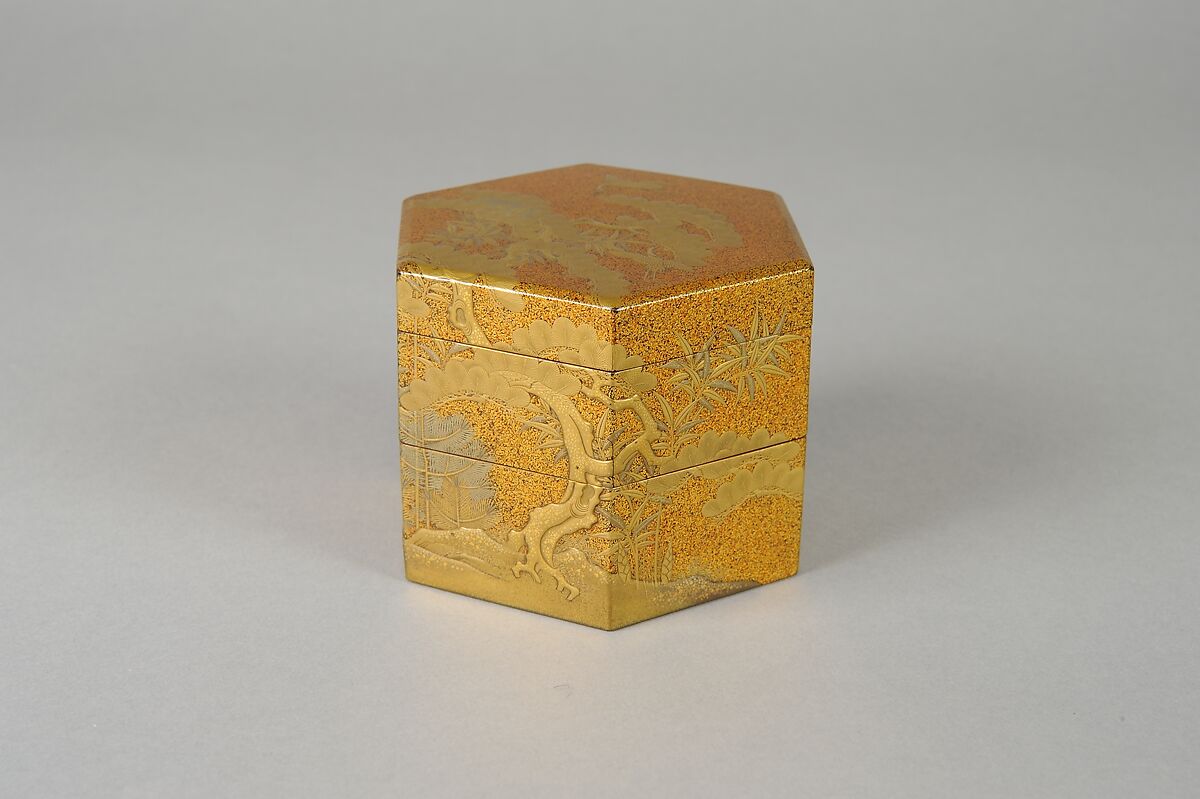 Two-Tiered Incense Box, Takamakie, hiramakie, nashiji, red lacquer, red powder for crane's head, Japan