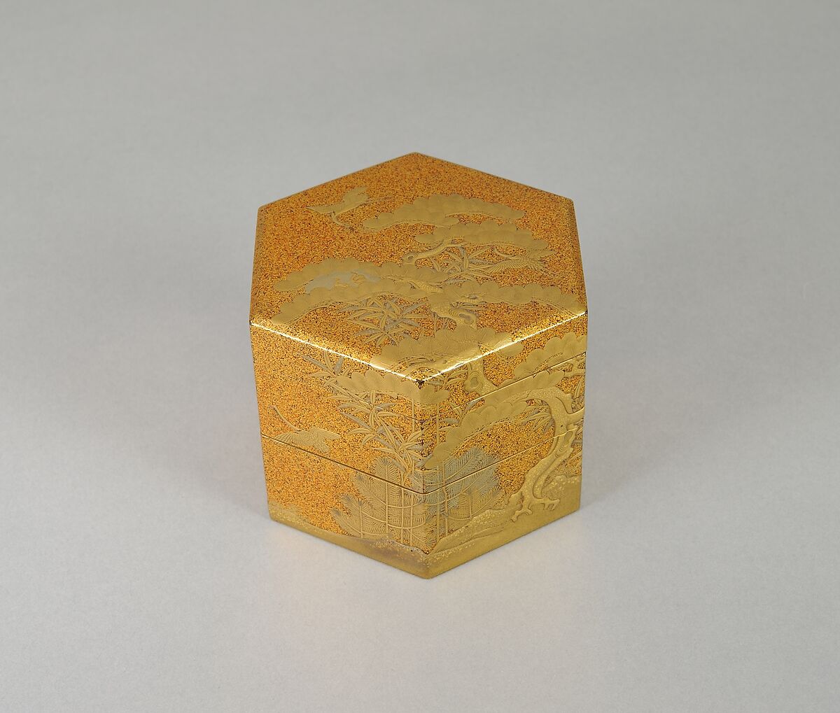 Two-Tiered Incense Box, Takamakie, hiramakie, nashiji, red lacquer, red powder for crane's head, Japan