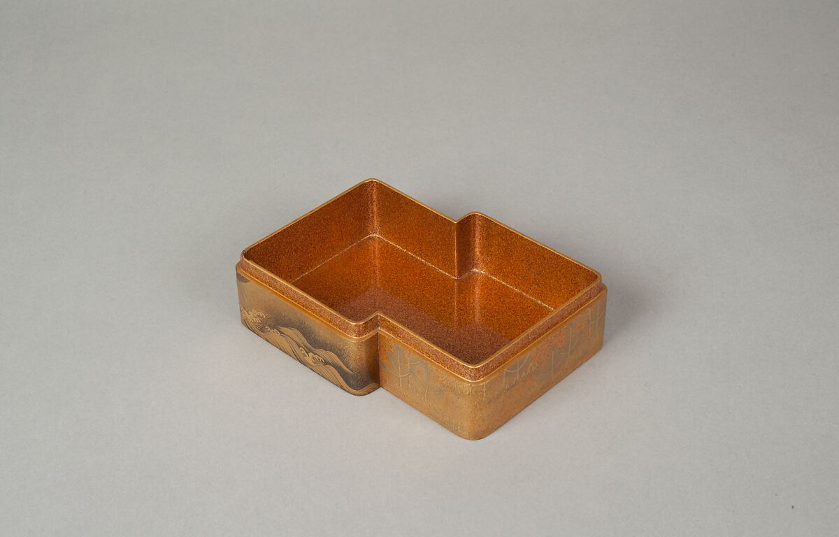 Incense Box with Designs of Pines Along the Shore and Young Pines, Gold maki-e on black lacquer, Japan