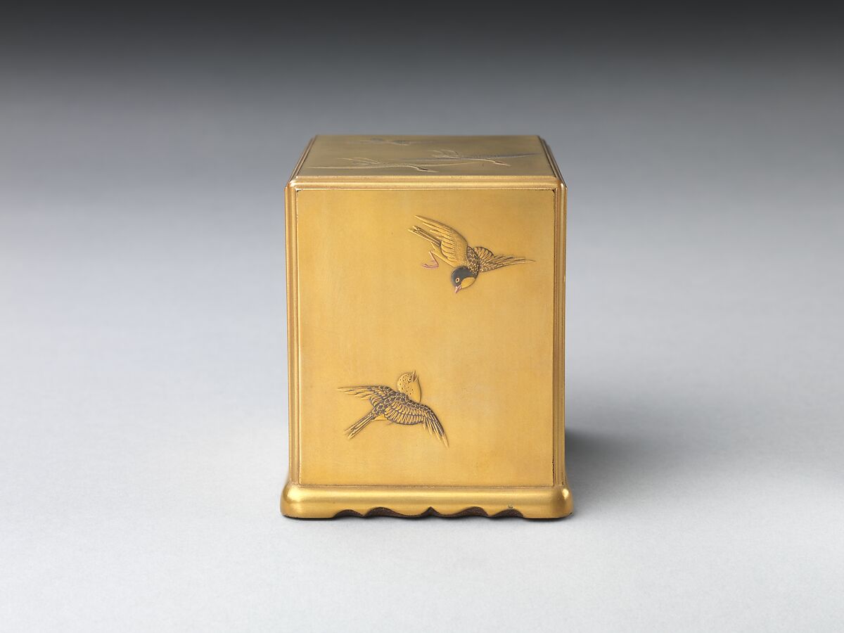 Incense Cabinet with Various Birds, Gold lacquer ground with gold and silver takamaki-e and hiramaki-e, Japan