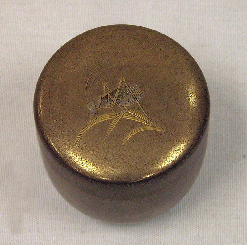 Circular Box, Lacquer decorated with gold, Japan