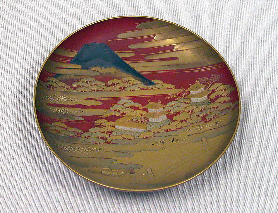 Wine Cup, Red lacquer decorated with gold, Japan 