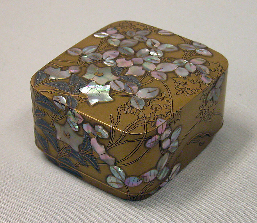 Box with Design of Bellflower and Bush Clover, Style of Ogata Kōrin (Japanese, 1658–1716), Gold inlaid with mother-of-pearl and tin" to "Gold hiramaki-e, takamaki-e, tin and mother-of-pearl inlay on gold ground, Japan 