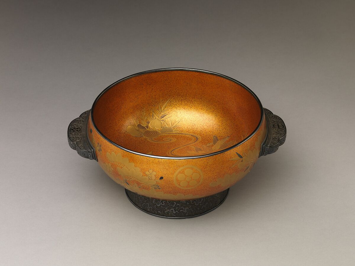 Bowl with Design of Pine, Bamboo, and Cherry Blossom, Sprinkled gold on lacquer (maki-e), Japan 