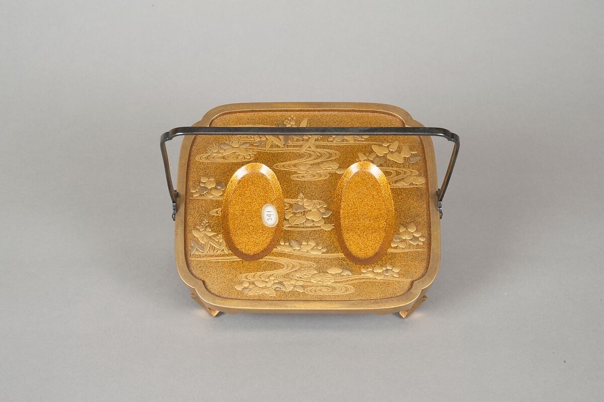 Pair of Incense Boxes (Kōgō) in the Shape of Mandarin Ducks, Lacquered wood with gold and silver takamaki-e, hiramaki-e, and togidashimaki-e, cutout gold foil application, Japan