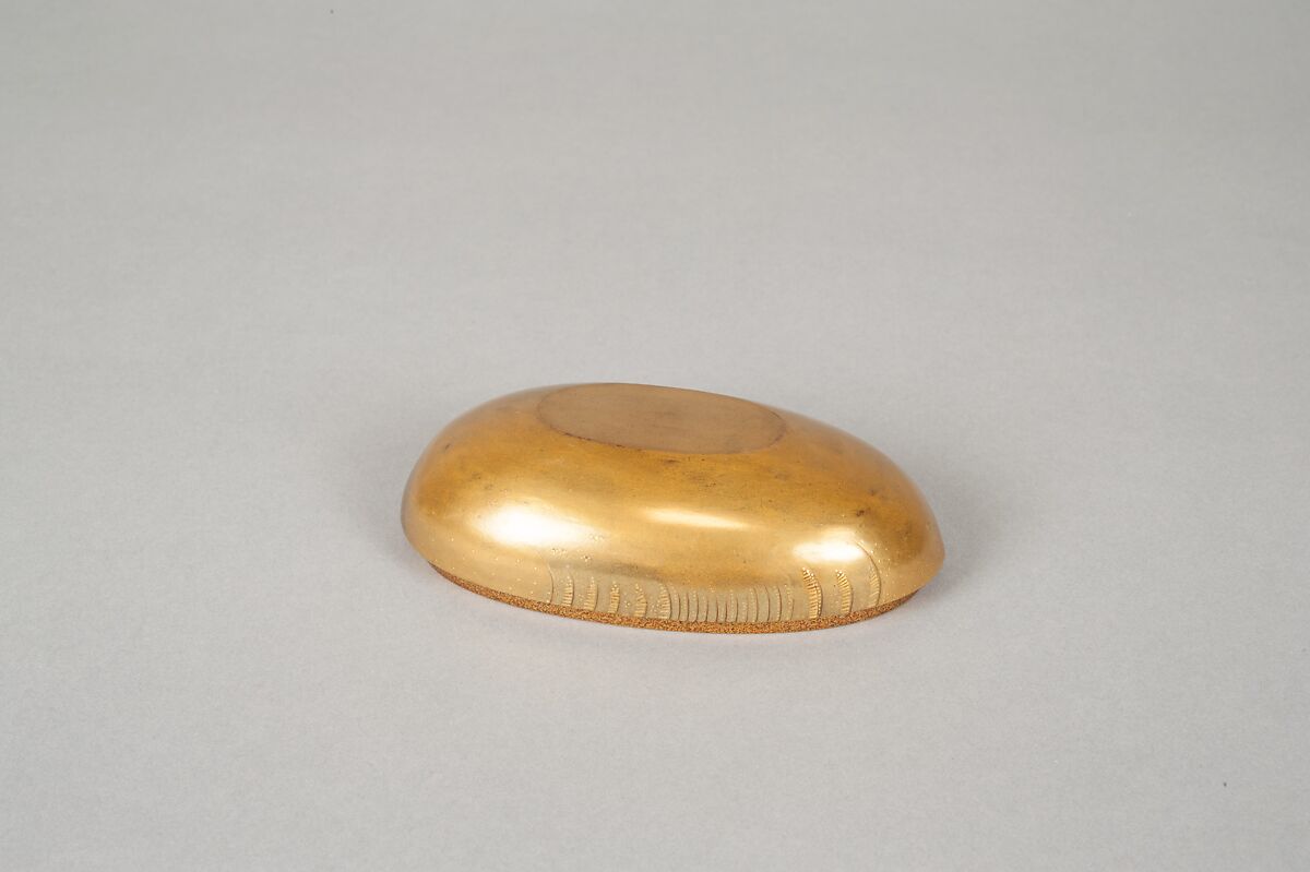 Pair of Incense Boxes (Kōgō) in the Shape of Mandarin Ducks, Lacquered wood with gold and silver takamaki-e, hiramaki-e, and togidashimaki-e, cutout gold foil application, Japan