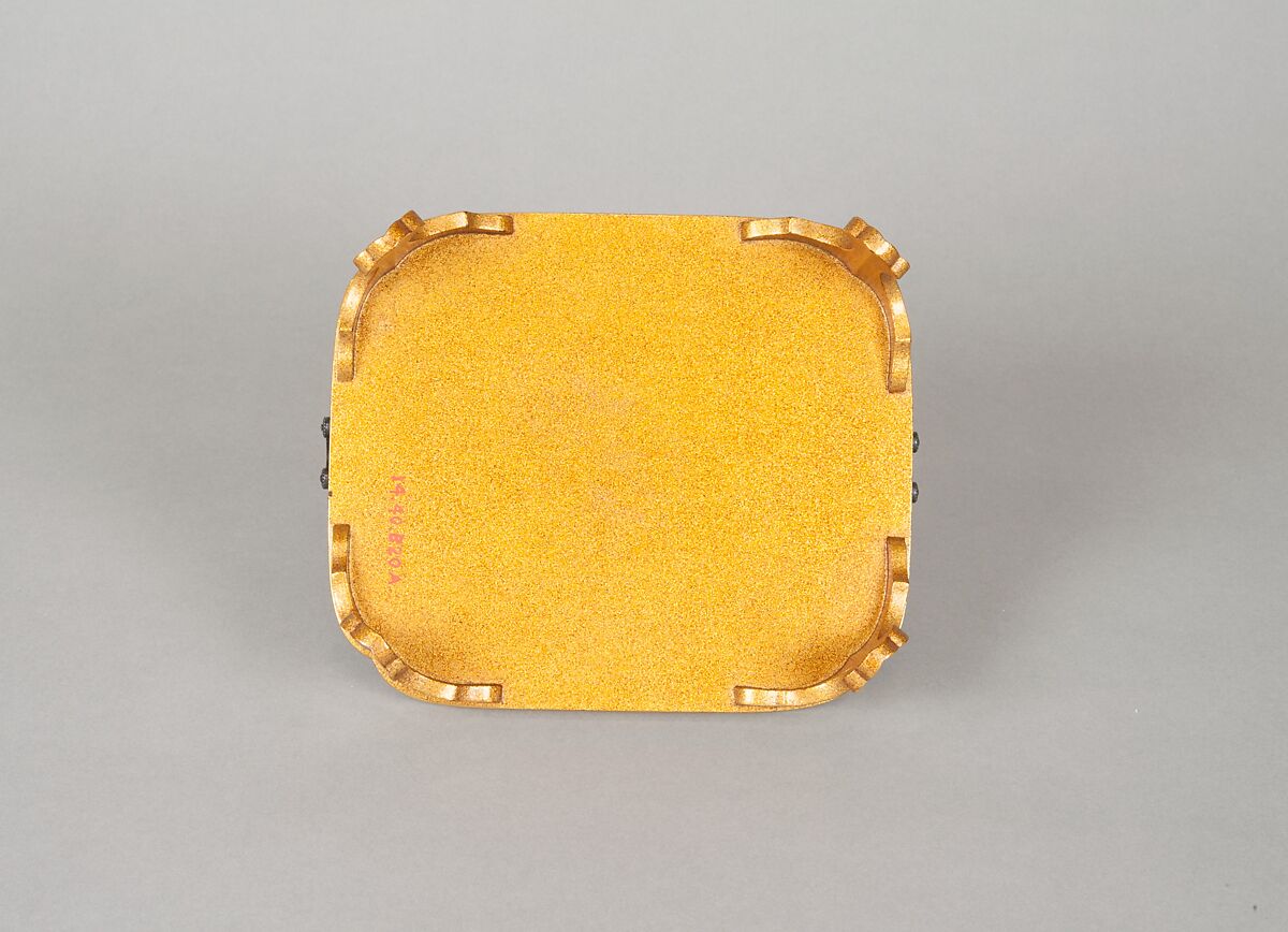 Pair of Incense Boxes (Kōgō) in the Shape of Mandarin Ducks, Lacquered wood with gold and silver takamaki-e, hiramaki-e, and togidashimaki-e, cutout gold foil application, Japan