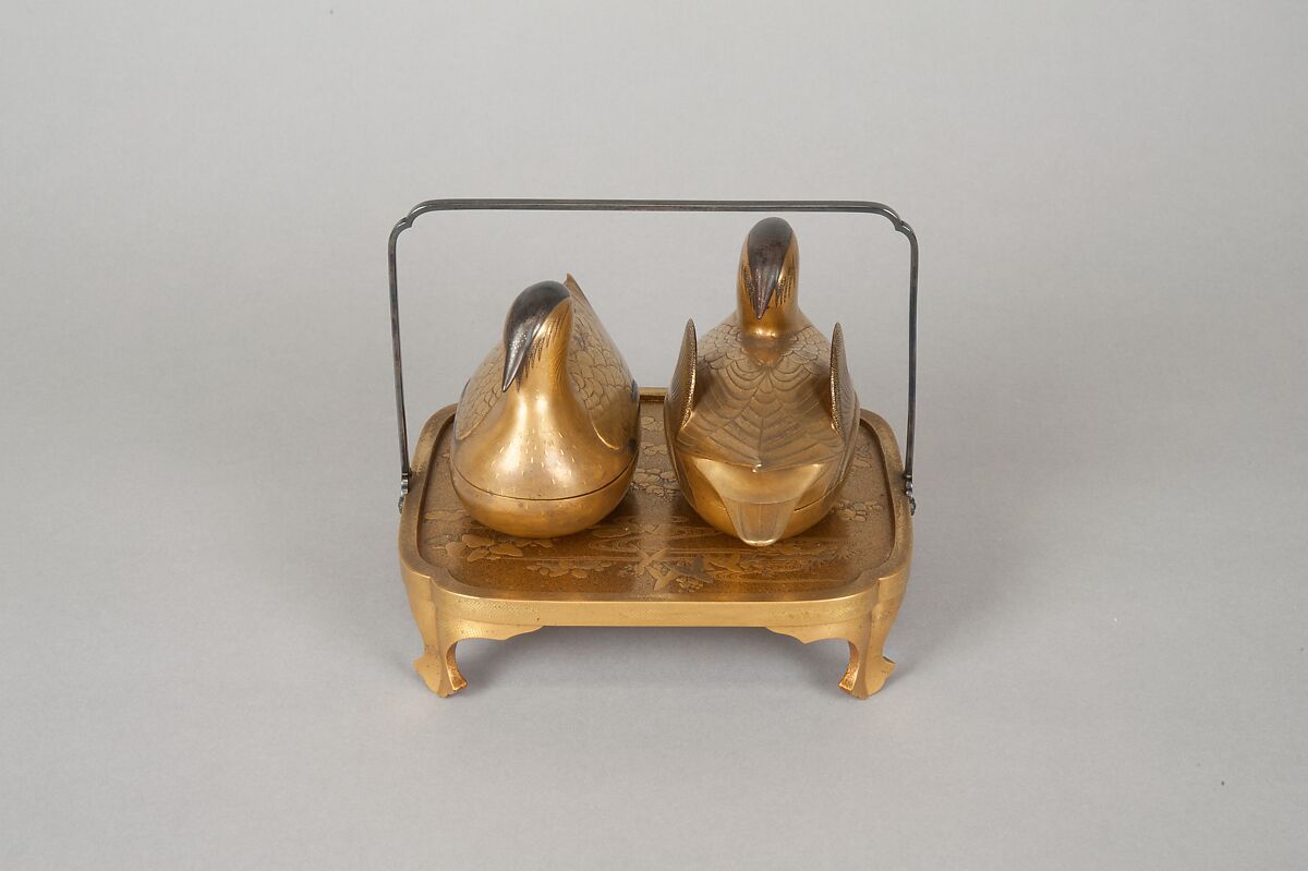 Pair of Incense Boxes (Kōgō) in the Shape of Mandarin Ducks, Lacquered wood with gold and silver takamaki-e, hiramaki-e, and togidashimaki-e, cutout gold foil application, Japan