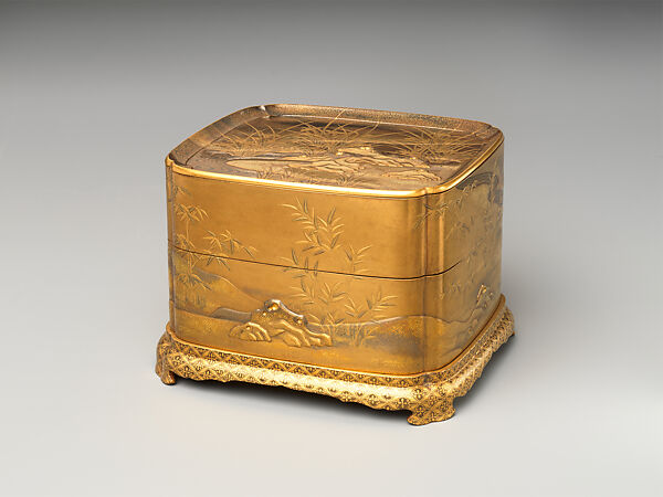 Incense Box with Design of Maple and and Mountain Scenery, Gold maki-e on black lacquer, Japan
