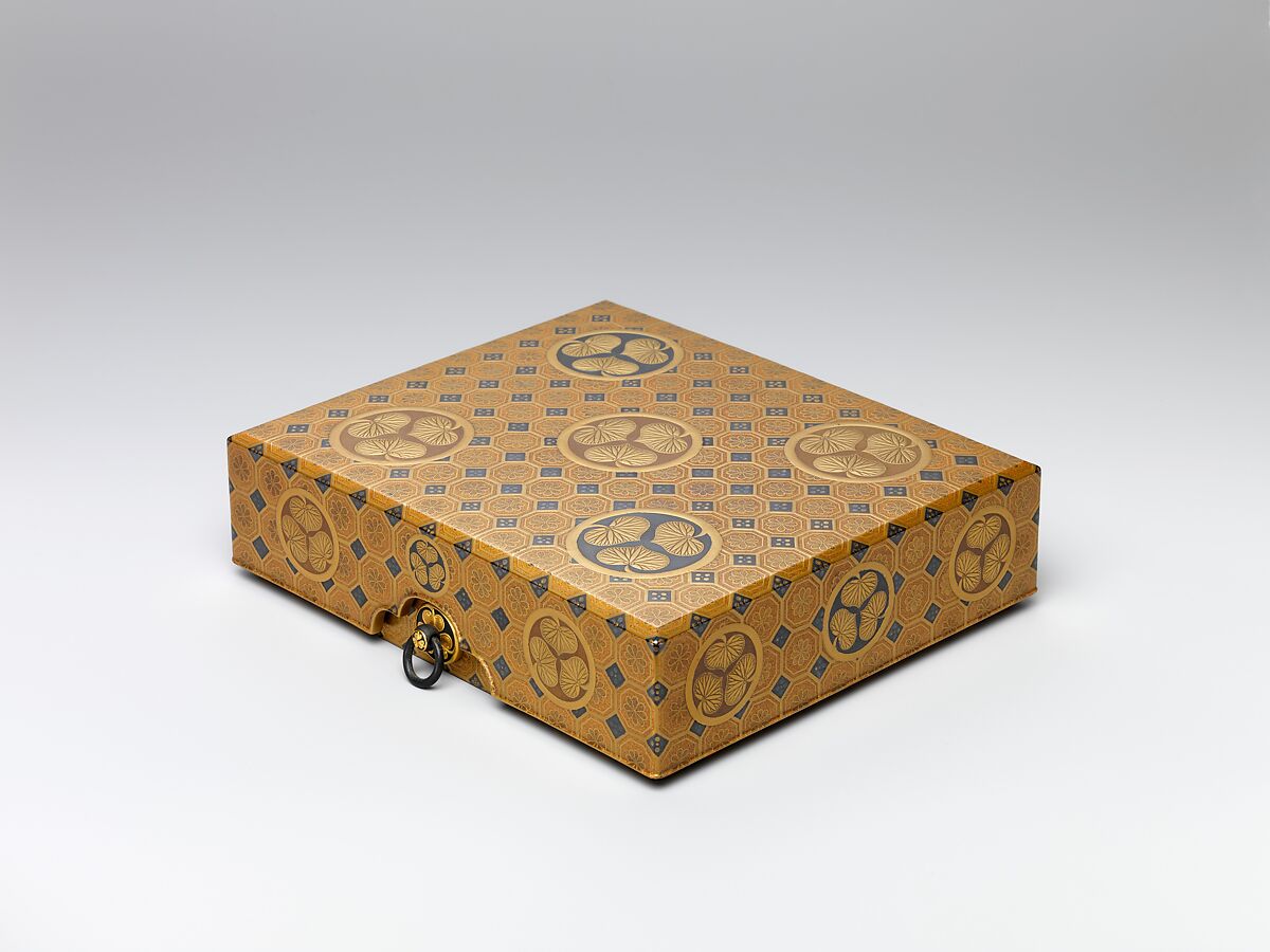 Box, Gold lacquer, Japan 