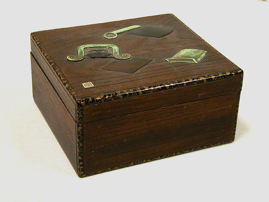 Box, Ogawa Haritsu (Ritsuō) (Japanese, 1663–1747), Lacquer, Japan 