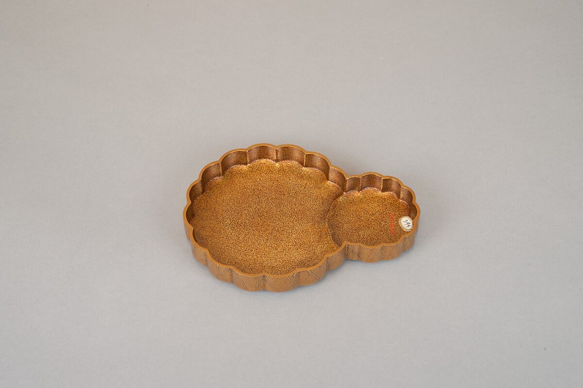 Incense Box with Design of Landscape in Spring (Side: Fagots with Cords), Gold and silver maki-e on gold lacquer, Japan