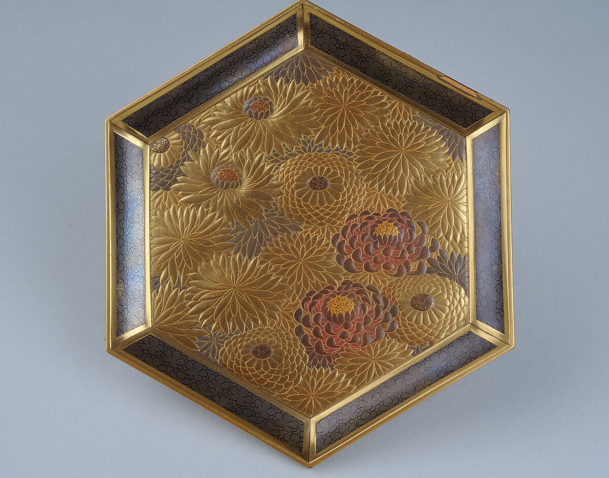 Kobako, Lacquer with gold, Japan