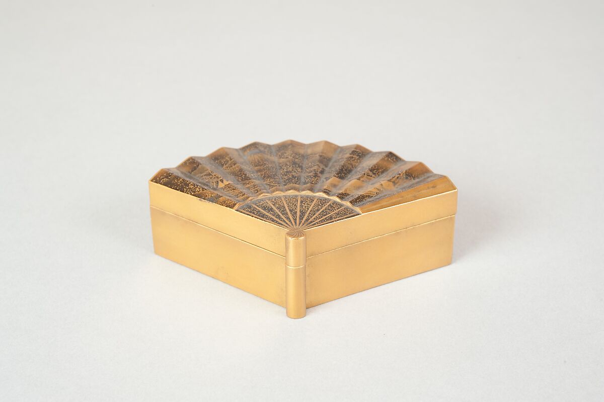 Incense box in the shape of a folding fan, Lacquered wood with gold and silver hiramaki-e on “pear-skin” (nashiji) ground, Japan