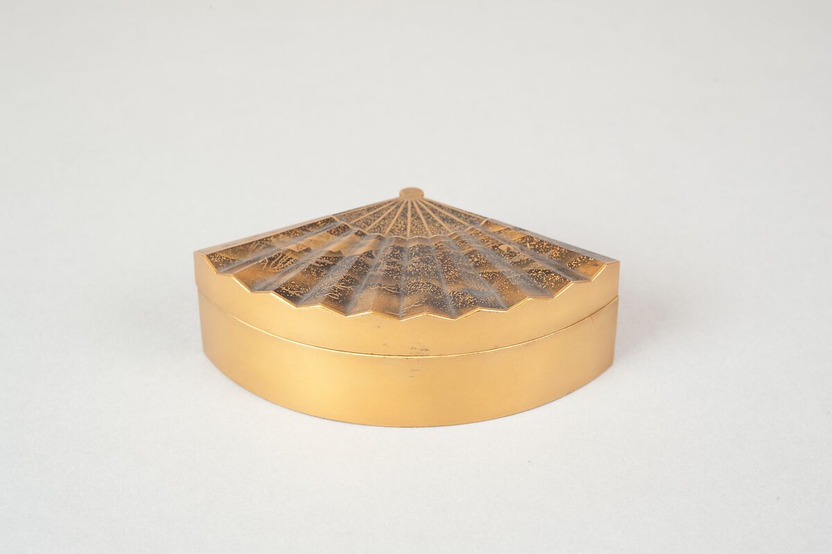 Incense box in the shape of a folding fan, Lacquered wood with gold and silver hiramaki-e on “pear-skin” (nashiji) ground, Japan