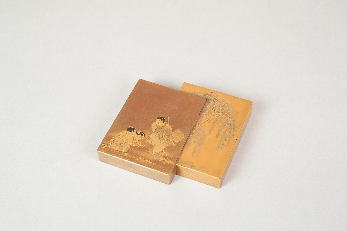 Box with tray, Gold lacquer, Japan