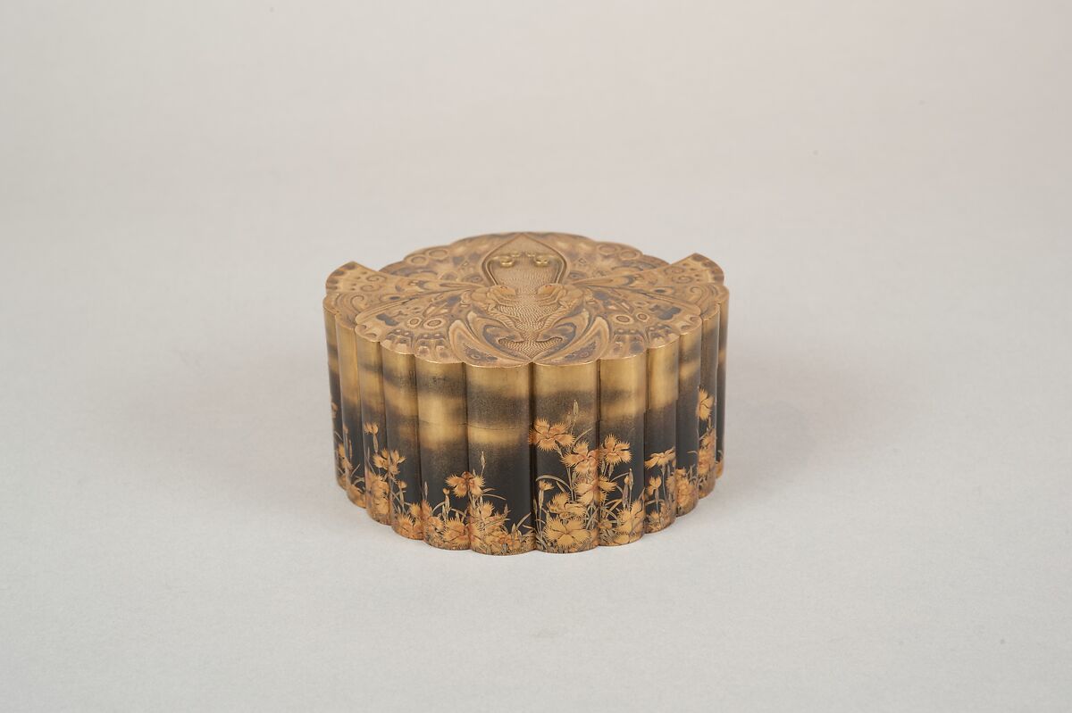 Box in Shape of Butterfly with Design of Wild Pinks on Side, Lacquer with gold, silver, and mother-of-pearl, Japan
