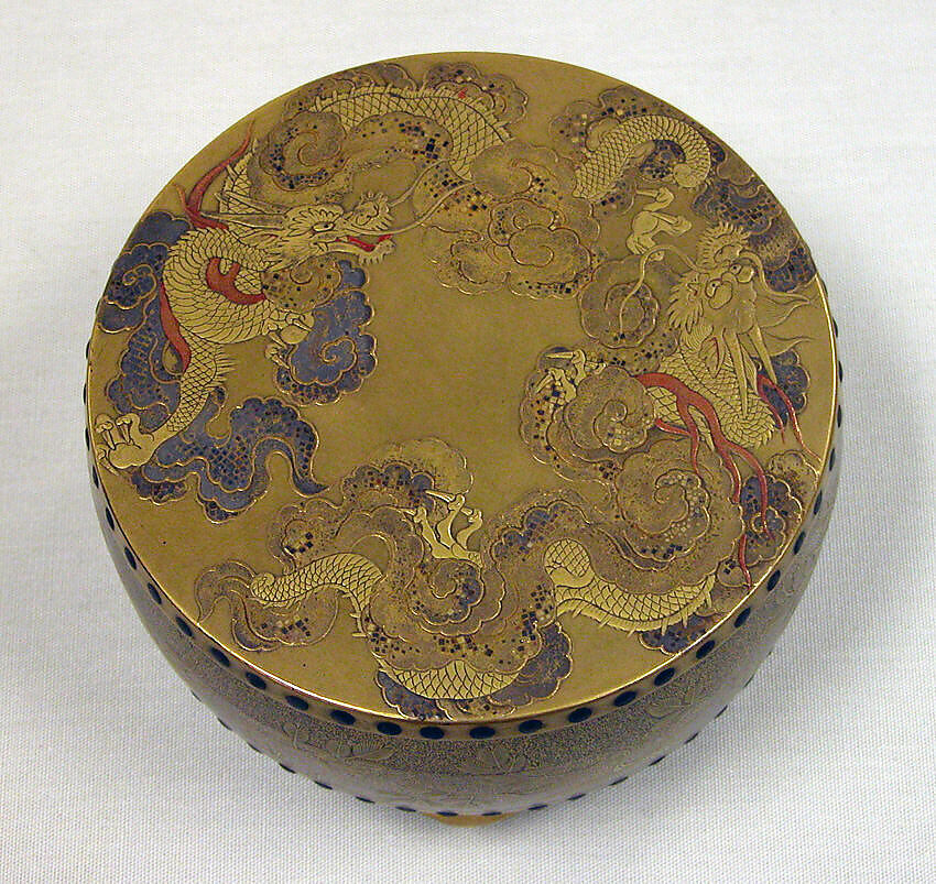 Incense box with tray, Lacquer with gold and silver, Japan