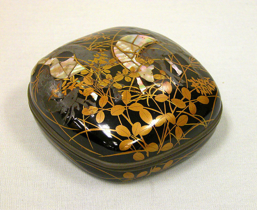 Box with Design of Deer and Bush Clover, Gold maki-e inlaid with mother-of-pearl and pewter on black lacquer, Japan