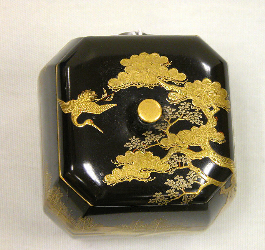 Tea jar, Rō-iro lacquer decorated with cranes in landscape, in gold takamakie with shading yasuriko and kirikane; interior lined with metal; underside of lid and bottom nashiji, Japan