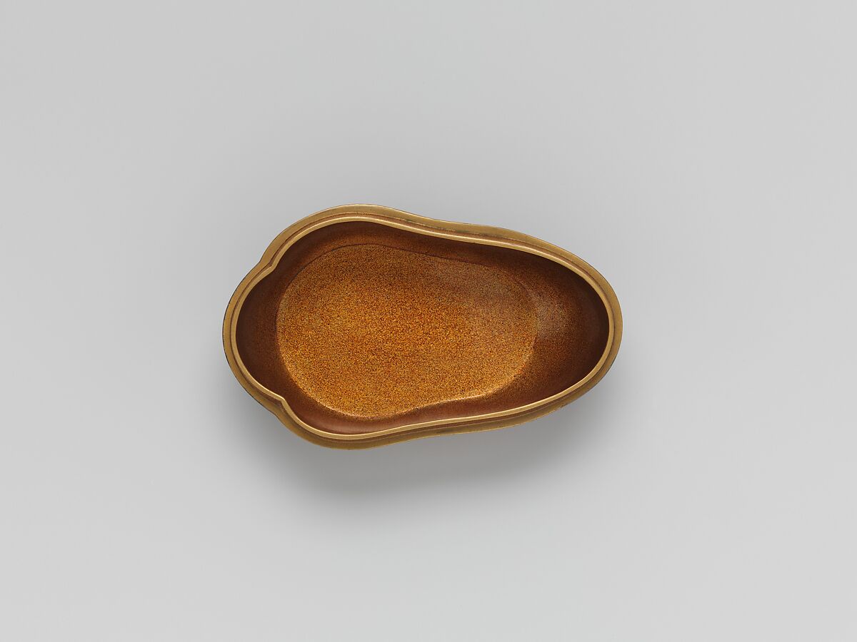 Incense Box in Shape of Mandarin Duck, Lacquer with gold design, Japan