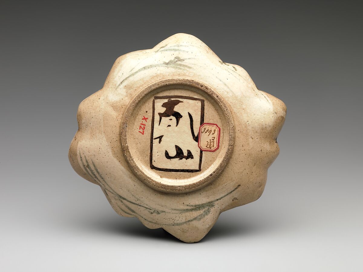 Dish with Design of Maple Leaves in a Stream, Style of Ogata Kenzan (Japanese, 1663–1743), Stoneware with colored enamels (Kyoto ware), Japan