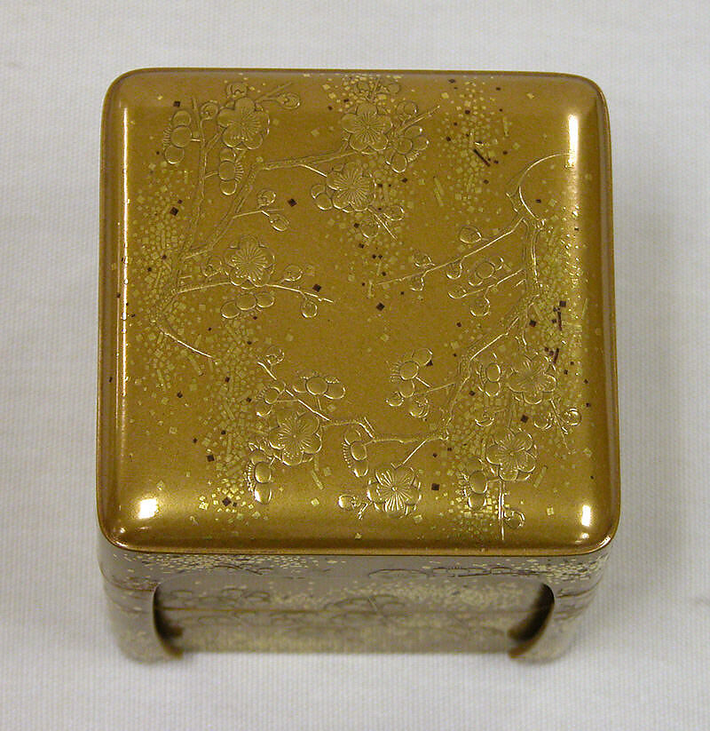 Box in three sections, (Exterior) fudame ground enriched with kirikane; hiramakiye; (interior) nashiji, Japan