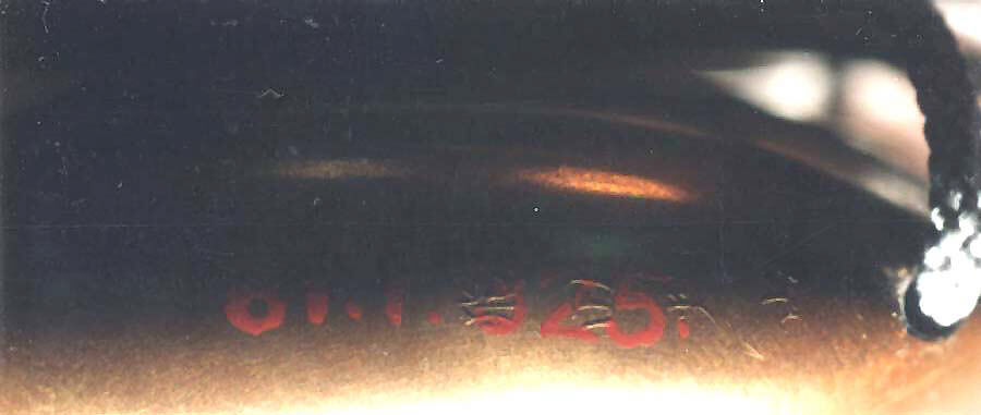 Case (Inrō) with scene of Yoshitsune and Benkei on the Gojō Bridge, Lacquer, kinji, gold, silver, black and red hiramakie, ivory inlay; Interior: nashiji and fundame, Japan