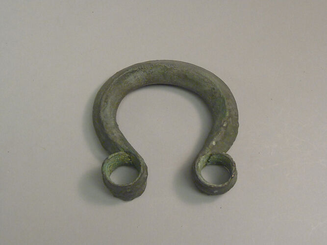 Pellet Bangle with Textile Remnant