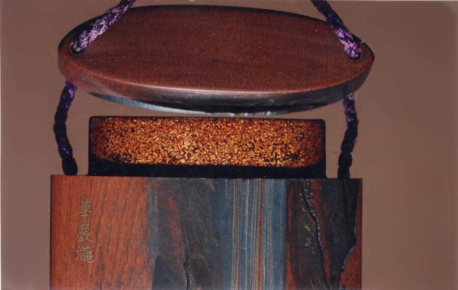 Case (Inrō) with Design of Waterfalls, Lacquer, wood, gold, black, brown and silver hiramakie, takamakie, kirigane; Interior: plain and nashiji, Japan