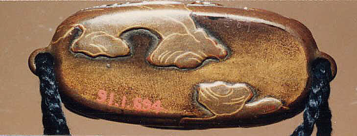 Case (Inrō) with Design of Chinese Persons on a Verandah against Stylized Wave Background, Lacquer, fundame, gold and silver hiramakie, aogai and tortoise inlay; Interior: nashiji and fundame, Japan