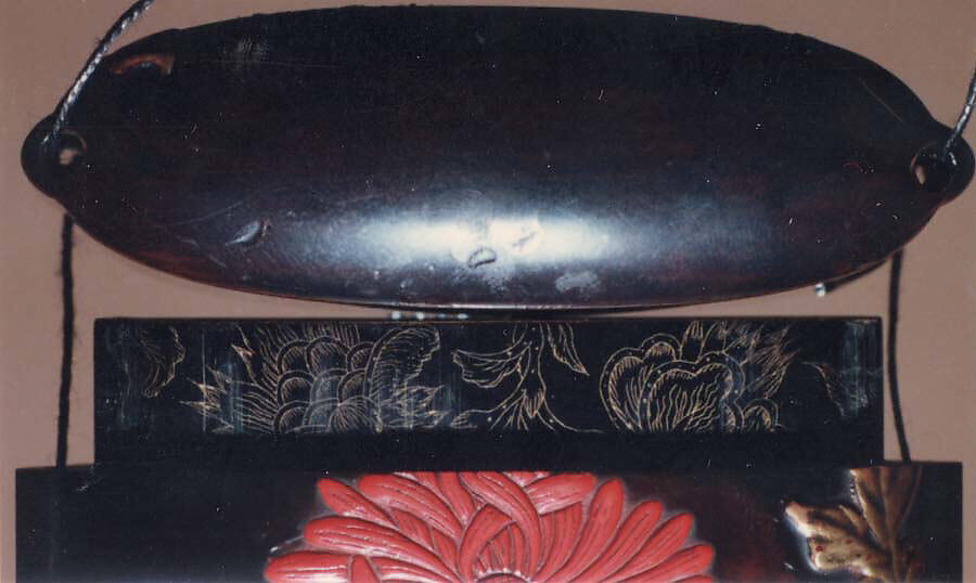 Case (Inrō) with Design of Praying Mantis Standing on a Flowering Chrysanthemum (obverse); Large Red Blossom (reverse), Lacquer, roiro, gold, red and brown hiramakie, ceramic inlay; Interior: roiro and fundame, decoration, Japan