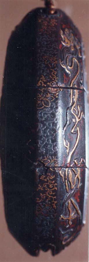 Case (Inrō) with Design of  Hō-ō Bird in Flight (obverse); Inscription (reverse), Lacquer, brown, red mottled ground, brown hiramakie, takamakie; Interior: silver and brown lacquer, Japan
