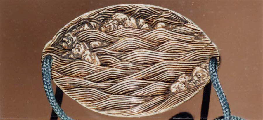Case (Inrō) with Design of Three-Clawed Dragon in Rain and Swirling Clouds, Lacquer, ivory, carved relief, stained; Interior: plain, Japan