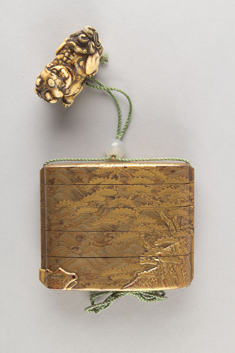 Case (Inrō) with Design of Samurai Kneeling on Bridge among Pines and Waves, Lacquer, nashiji, silver, red, black and gold hiramakie, takamakie and gold foil; Interior: nashiji and fundame, Japan