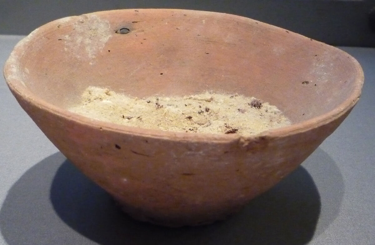 Bowl of Sand, Pottery, sand