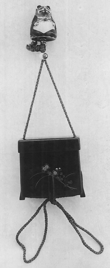 Case (Inrō) with Design of Spray of Chrysanthemums, Lacquer, mokume, gold and dark grey hiramakie, takamakie; Interior: nashiji and fundame, Japan