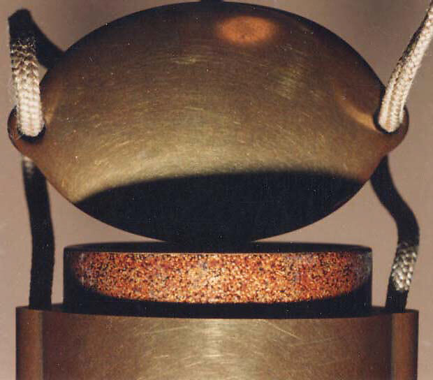 Case (Inrō) with Design of Large Carp Swimming among Seaweeds, Lacquer, kinji, gold, silver and black hiramakie, takamakie and nashiji; Interior: nashiji and fundame, Japan