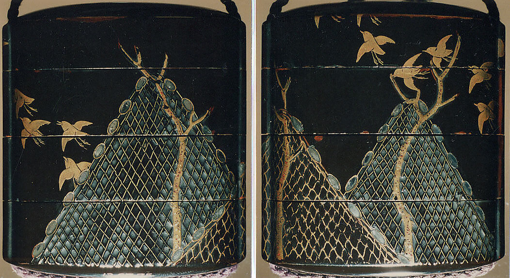 Case (Inrō) with Design of Fishing Nets and Chidori in Flight, Lacquer, roiro, gold hiramakie, metal wire, aogai inlay; Interior: nashiji and fundame, Japan 