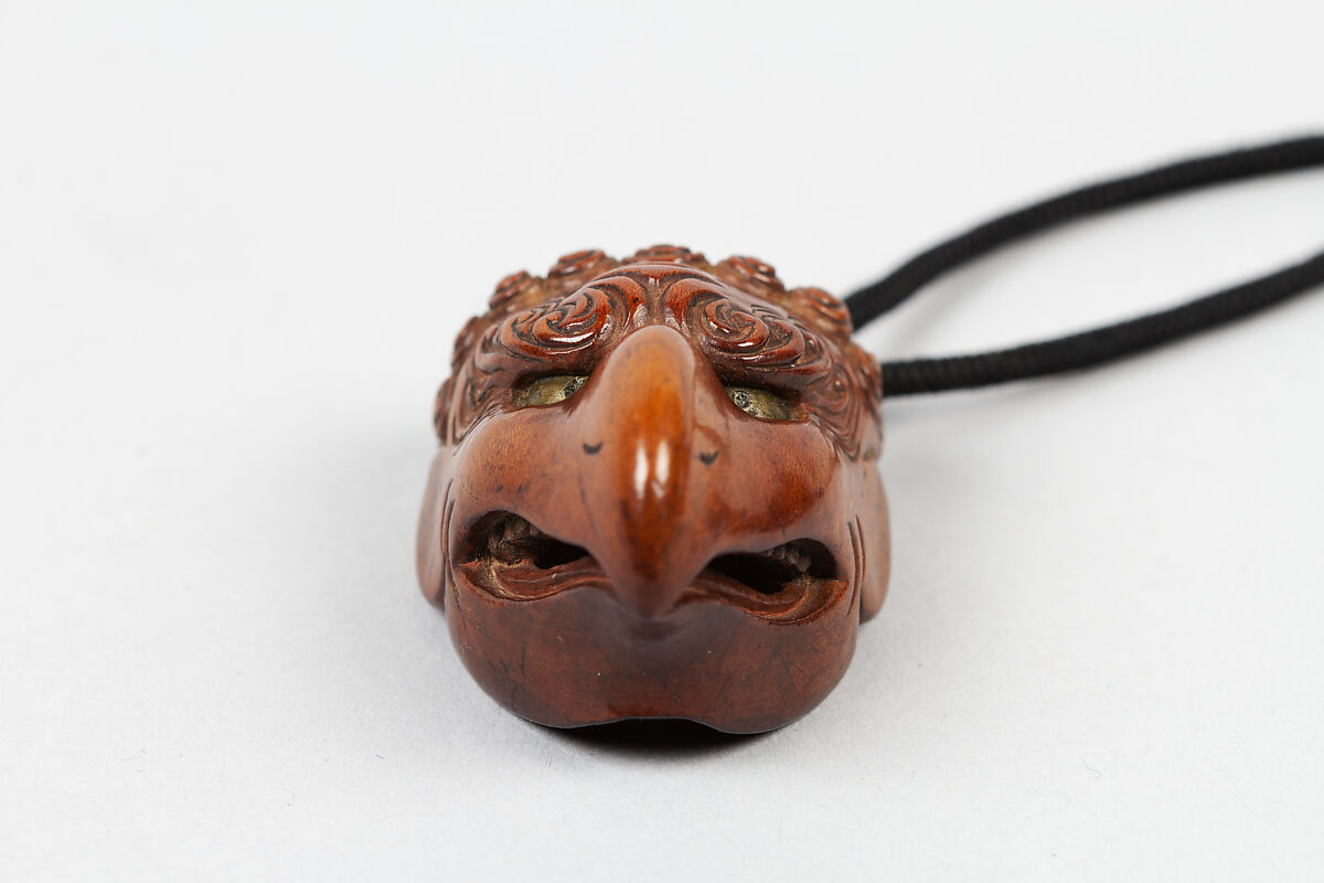 Case (Inrō) with Two Four-Clawed Dragons among Swirling Clouds, Lacquer, roiro, aogai and gold foil kirigane, white lacquer, inlaid eyes; Interior: nashiji and fundame, Japan