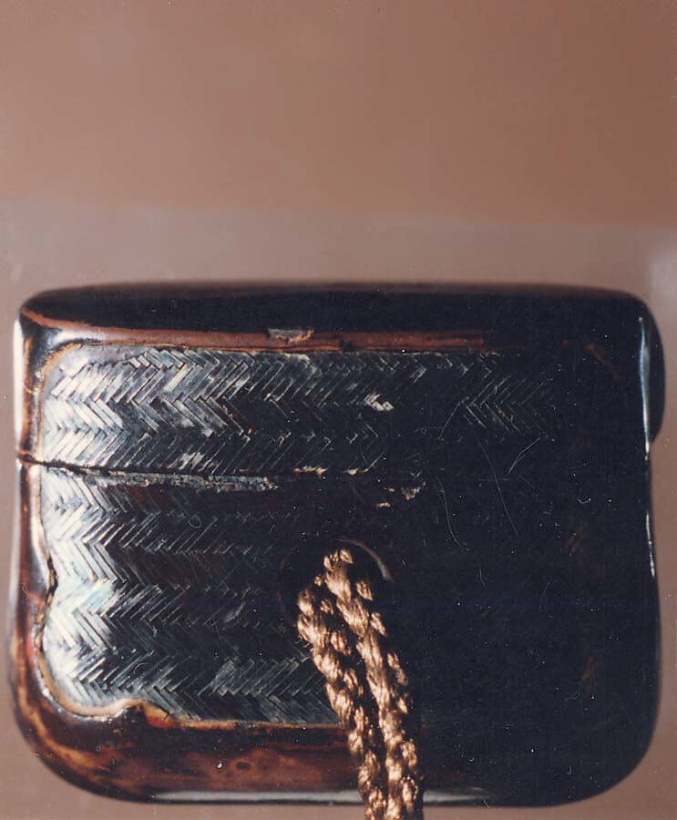 Case (Inrō) with Design of Chinese-Style Landscape, Pomegranate Leaves and Fruit, Tortoise, tsuishu and tsuikoku, tortoiseshell, aogai; Interior: nashiji and fundame, Japan