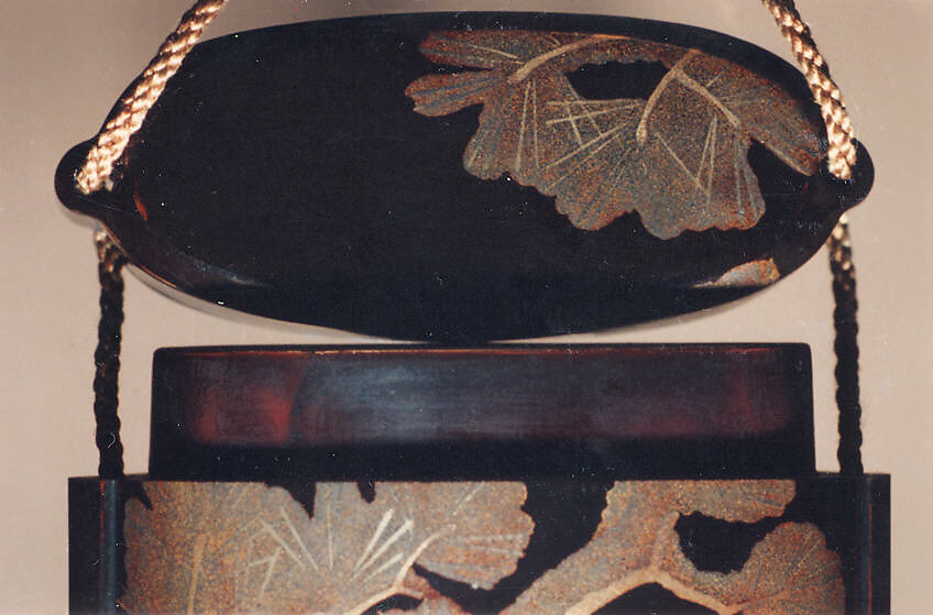 Case (Inrō) with Design of Bird Seated on Snowy Pine Branch (obverse); Bird beside Red Berry Plant (reverse), Lacquer, roiro, fundame, nashiji, gold, silver and red togidashi; Interior: roiro and fundame, Japan