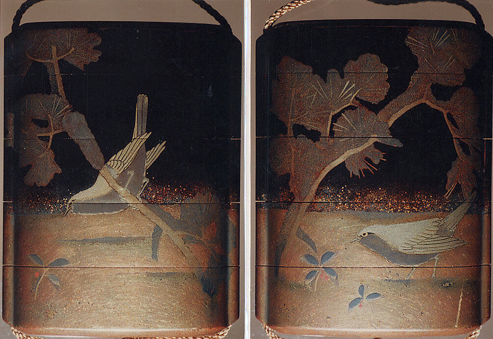 Case (Inrō) with Design of Bird Seated on Snowy Pine Branch (obverse); Bird beside Red Berry Plant (reverse), Lacquer, roiro, fundame, nashiji, gold, silver and red togidashi; Interior: roiro and fundame, Japan 