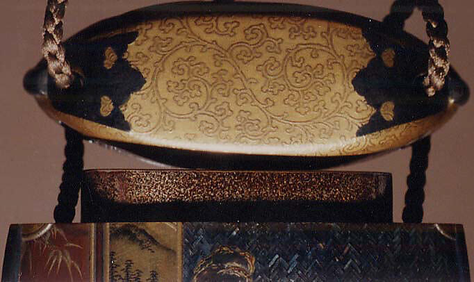 Case (Inrō) with Design of Sages Seated beside Table in Front of Screens, Lacquer, kinji, gold, silver, dark brown and red hiramakie, aogai, white lacquer; Interior: nashiji and fundame, Japan