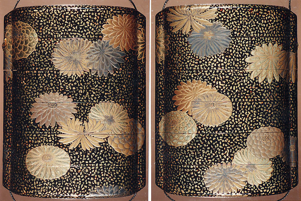 Case (Inrō) with Design of Chrysanthemum Blossoms, Lacquer, roiro, hirame, gold, silver hiramakie, gold foil; Interior: nashiji and fundame, Japan 